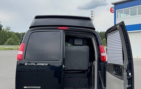 Chevrolet Express II, 2018 год, 11 800 000 рублей, 2 фотография