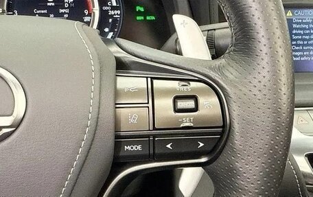 Lexus LC I, 2023 год, 15 000 000 рублей, 14 фотография