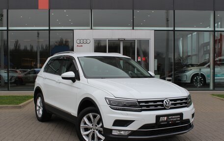 Volkswagen Tiguan II, 2017 год, 2 390 000 рублей, 3 фотография