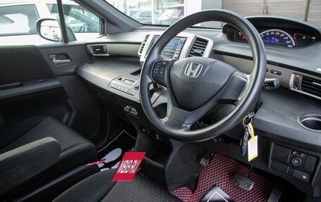 Honda Freed I, 2010 год, 948 000 рублей, 13 фотография