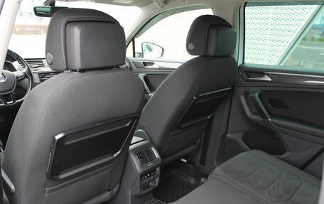 Volkswagen Tiguan II, 2017 год, 2 390 000 рублей, 24 фотография