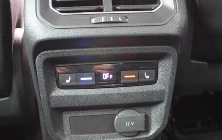 Volkswagen Tiguan II, 2017 год, 2 390 000 рублей, 25 фотография