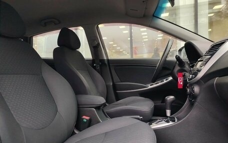 Hyundai Solaris II рестайлинг, 2013 год, 840 000 рублей, 10 фотография