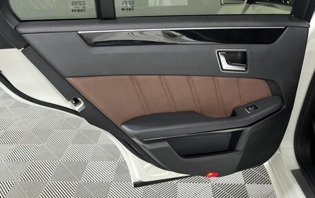 Mercedes-Benz E-Класс, 2012 год, 1 999 000 рублей, 10 фотография