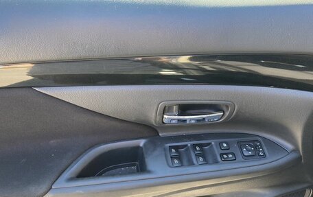 Mitsubishi Outlander III рестайлинг 3, 2019 год, 1 990 000 рублей, 12 фотография