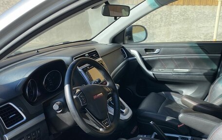 Haval H6, 2018 год, 1 760 000 рублей, 13 фотография