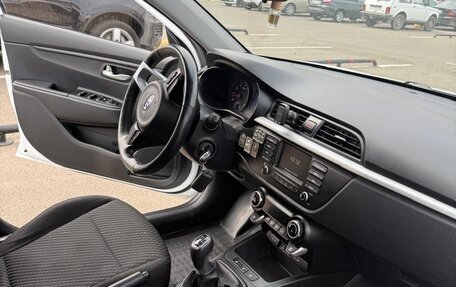 KIA Rio IV, 2019 год, 1 550 000 рублей, 10 фотография