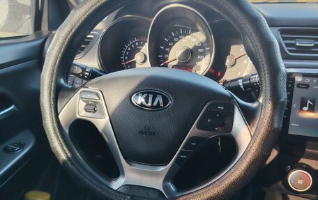 KIA Rio III рестайлинг, 2017 год, 940 000 рублей, 12 фотография