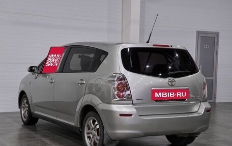 Toyota Corolla Verso I, 2005 год, 650 000 рублей, 4 фотография