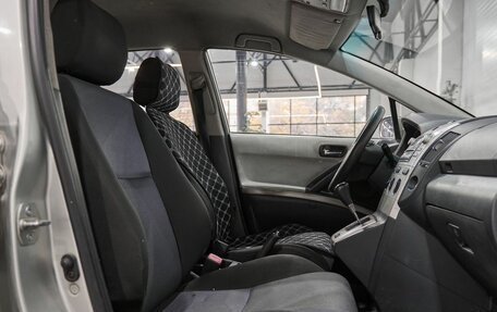 Toyota Corolla Verso I, 2005 год, 650 000 рублей, 19 фотография