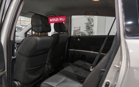 Toyota Corolla Verso I, 2005 год, 650 000 рублей, 14 фотография