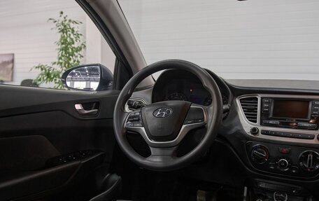 Hyundai Solaris II рестайлинг, 2021 год, 1 375 000 рублей, 19 фотография