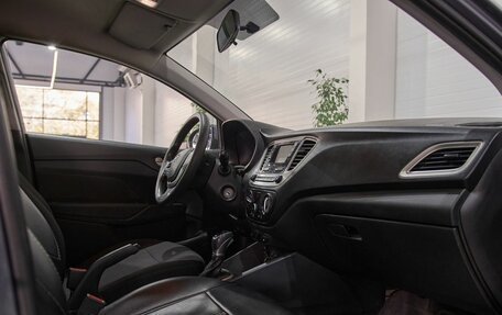 Hyundai Solaris II рестайлинг, 2021 год, 1 375 000 рублей, 27 фотография