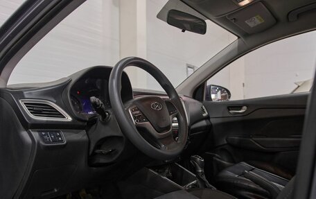 Hyundai Solaris II рестайлинг, 2021 год, 1 375 000 рублей, 24 фотография