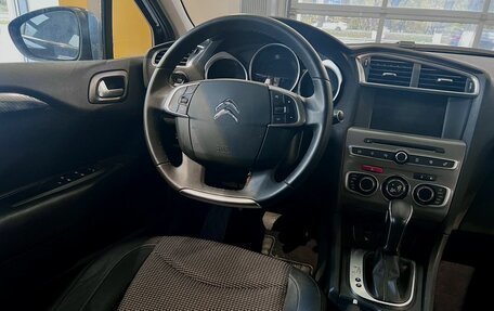 Citroen C4 II рестайлинг, 2018 год, 1 400 000 рублей, 10 фотография