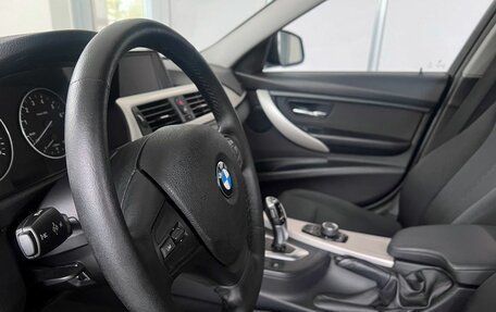 BMW 3 серия, 2015 год, 1 800 000 рублей, 10 фотография