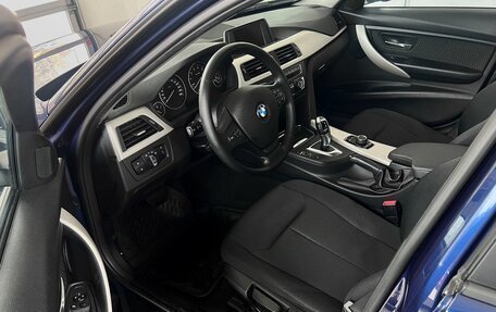 BMW 3 серия, 2015 год, 1 800 000 рублей, 14 фотография