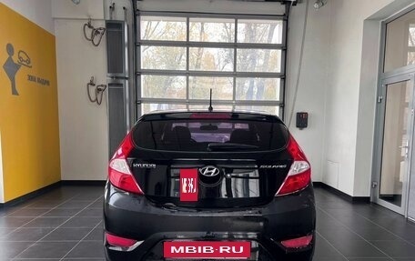 Hyundai Solaris II рестайлинг, 2012 год, 635 000 рублей, 5 фотография