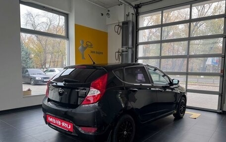 Hyundai Solaris II рестайлинг, 2012 год, 635 000 рублей, 4 фотография