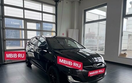 Hyundai Solaris II рестайлинг, 2012 год, 635 000 рублей, 3 фотография