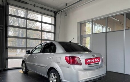 KIA Rio II, 2010 год, 760 000 рублей, 6 фотография