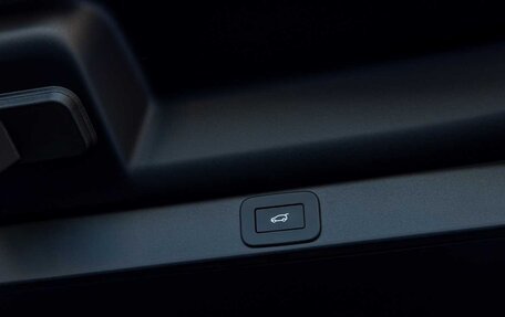 Land Rover Range Rover IV рестайлинг, 2025 год, 16 985 000 рублей, 29 фотография