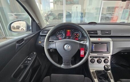 Volkswagen Passat B6, 2005 год, 549 000 рублей, 6 фотография