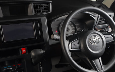 Toyota Roomy I, 2019 год, 1 199 000 рублей, 12 фотография