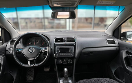 Volkswagen Polo VI (EU Market), 2017 год, 899 000 рублей, 16 фотография