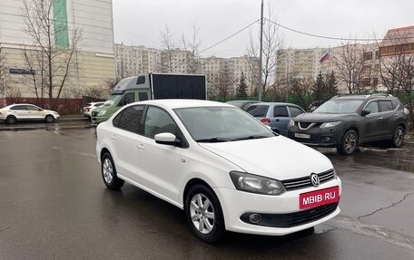 Volkswagen Polo VI (EU Market), 2013 год, 615 000 рублей, 3 фотография