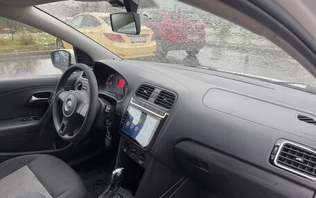 Volkswagen Polo VI (EU Market), 2013 год, 615 000 рублей, 11 фотография