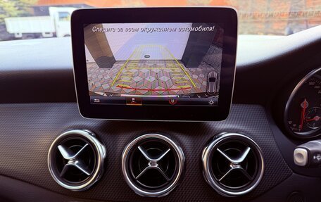 Mercedes-Benz GLA, 2018 год, 1 940 000 рублей, 12 фотография