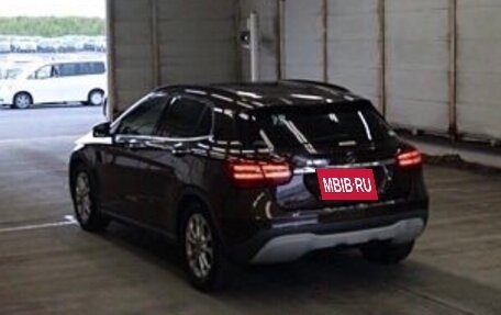 Mercedes-Benz GLA, 2018 год, 1 940 000 рублей, 22 фотография