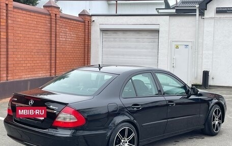 Mercedes-Benz E-Класс, 2007 год, 880 000 рублей, 3 фотография