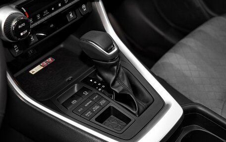 Toyota RAV4, 2025 год, 4 250 000 рублей, 19 фотография