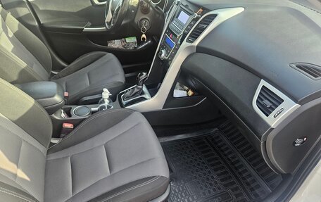 Hyundai i30 II рестайлинг, 2013 год, 1 050 000 рублей, 13 фотография