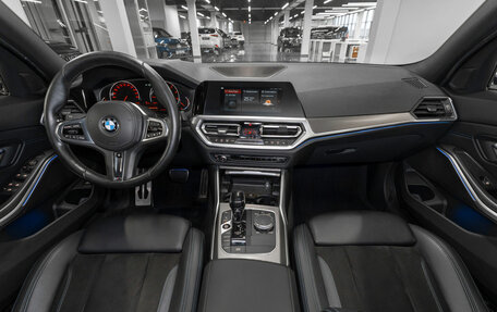 BMW 3 серия, 2019 год, 4 050 000 рублей, 8 фотография