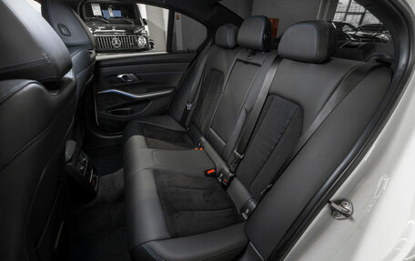 BMW 3 серия, 2019 год, 4 050 000 рублей, 12 фотография