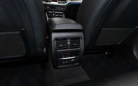 BMW 3 серия, 2019 год, 4 050 000 рублей, 13 фотография