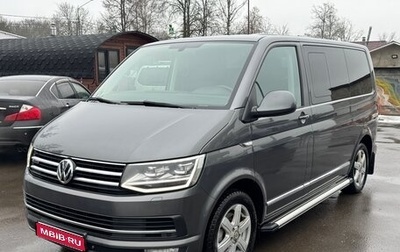 Volkswagen Multivan T6 рестайлинг, 2018 год, 3 800 000 рублей, 1 фотография