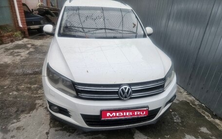 Volkswagen Tiguan I, 2012 год, 1 060 000 рублей, 1 фотография