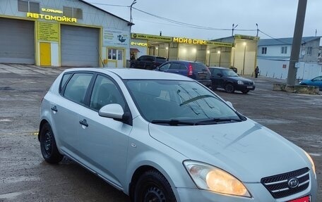KIA cee'd I рестайлинг, 2008 год, 420 000 рублей, 2 фотография