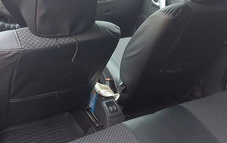 Renault Sandero I, 2013 год, 720 000 рублей, 15 фотография