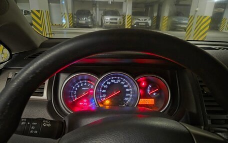 Nissan Tiida, 2011 год, 700 000 рублей, 13 фотография