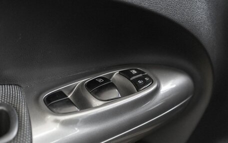 Nissan Juke II, 2015 год, 1 641 500 рублей, 20 фотография