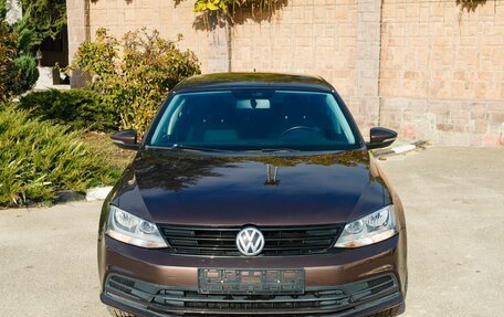 Volkswagen Jetta VI, 2018 год, 1 800 000 рублей, 2 фотография