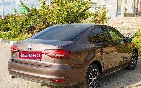 Volkswagen Jetta VI, 2018 год, 1 800 000 рублей, 4 фотография