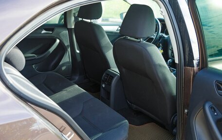 Volkswagen Jetta VI, 2018 год, 1 800 000 рублей, 15 фотография