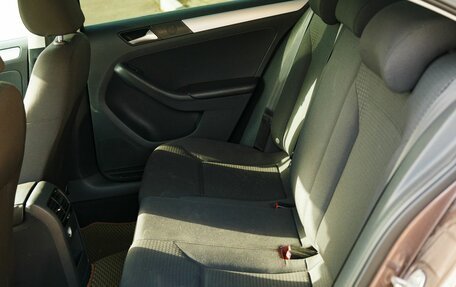 Volkswagen Jetta VI, 2018 год, 1 800 000 рублей, 16 фотография