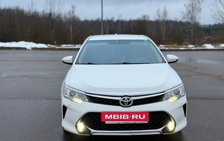 Toyota Camry, 2016 год, 1 950 000 рублей, 2 фотография